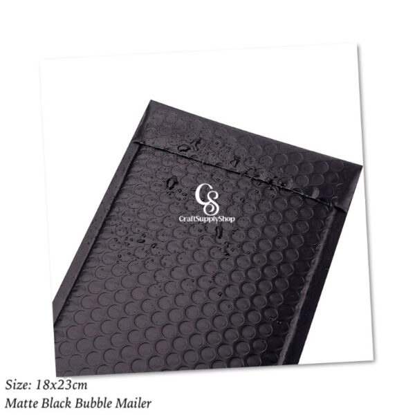 18x23cm Matte Black Bubble Mailer