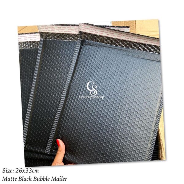 26x33cm Matte Black Bubble Mailer